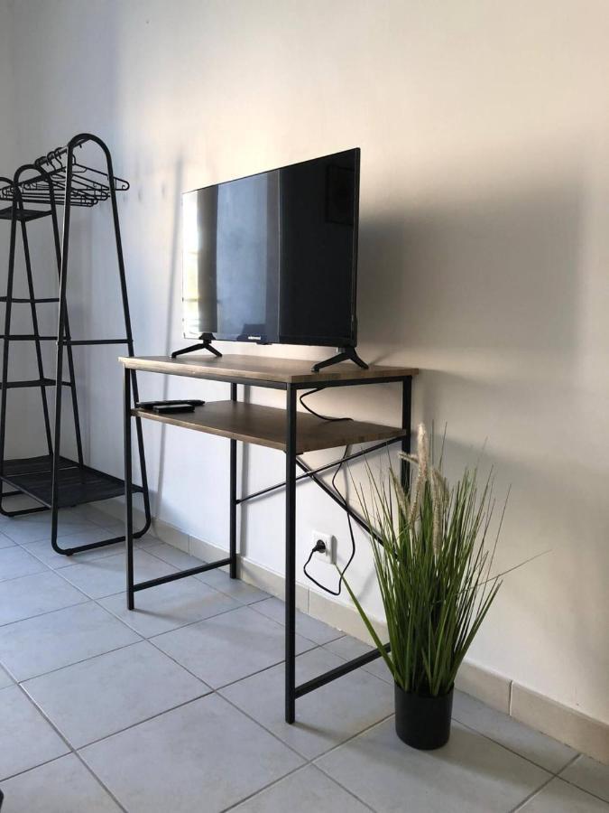 님 Studio Le 2, Free Parking, Free Wifi, Transports 아파트 외부 사진